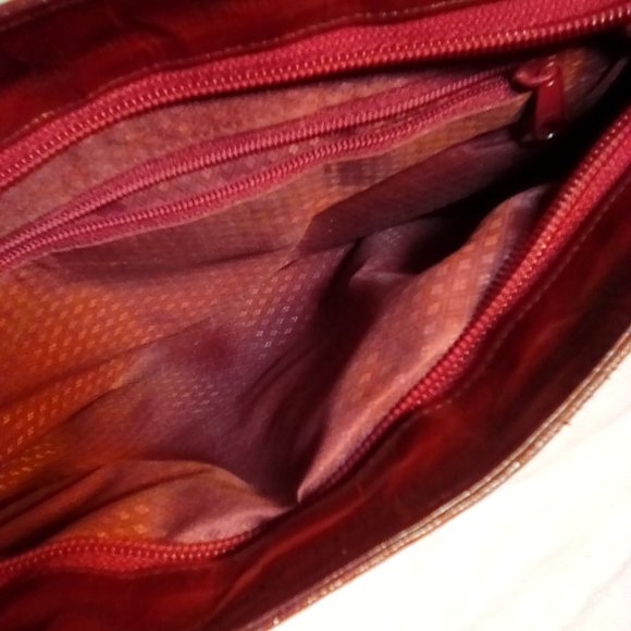 Burgundy wine eel skin purse bag - Picture 6 of 8
